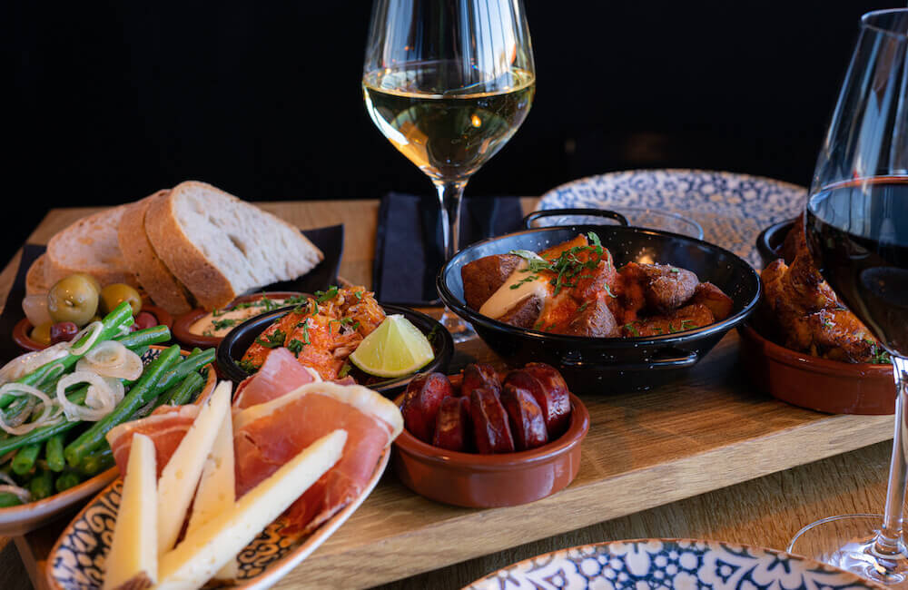 Kjøp gavekort på Delicatessen Delicatessen tapasbar