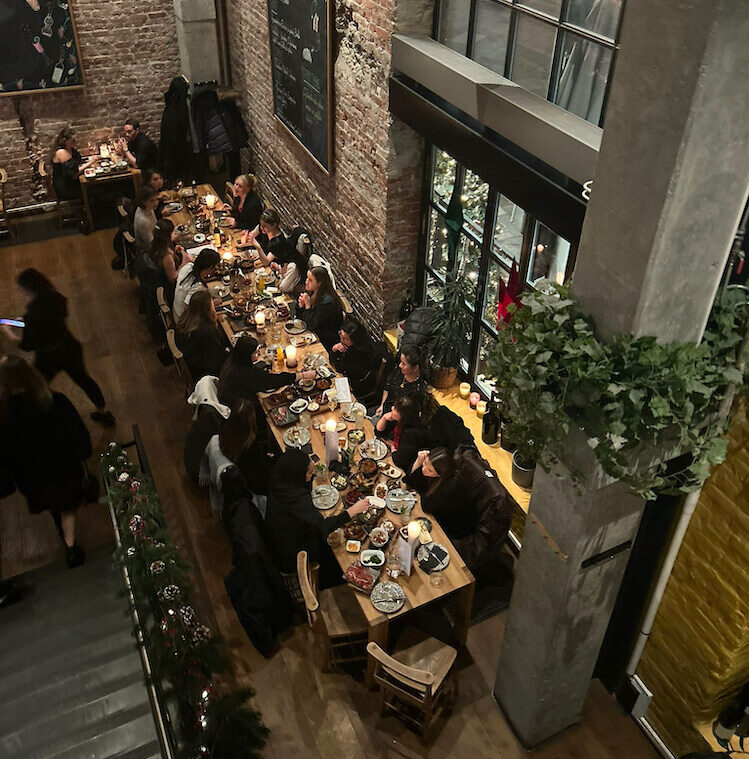 delicatessen aker brygge restaurant julebord oslo